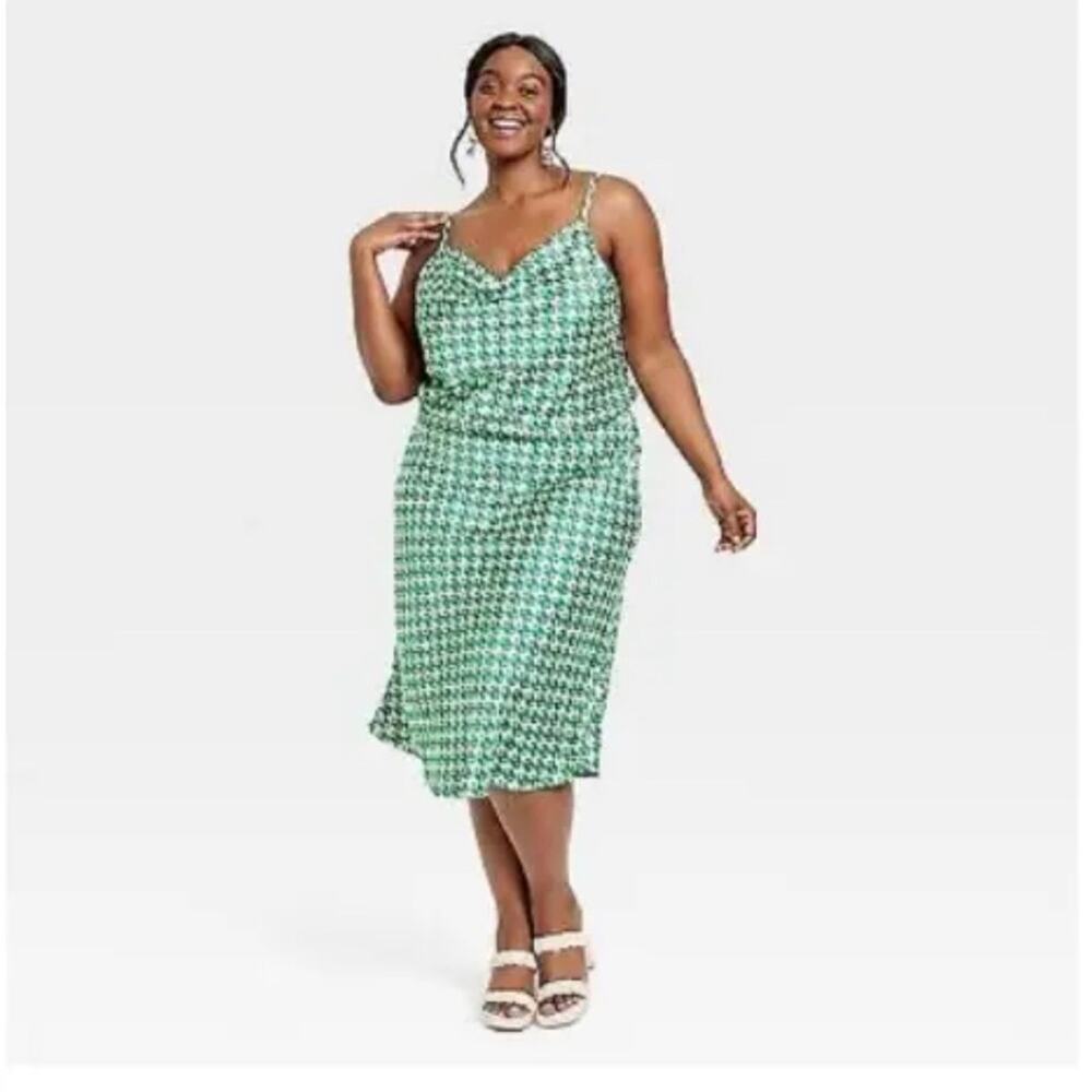 Ava & Viv Sleeveless Satin Green Geometric Maxi Dress Women's Size 2XL NWT